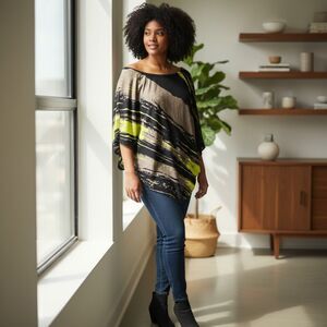 Voxx New York Women's Asymmetric Hem Tunic Top Long Sleeve Paint Stripe Print M